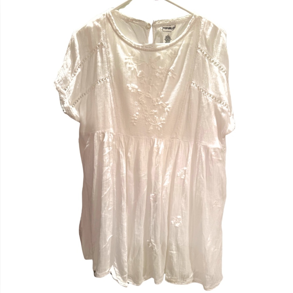 We the republic- White embroidering mini dress